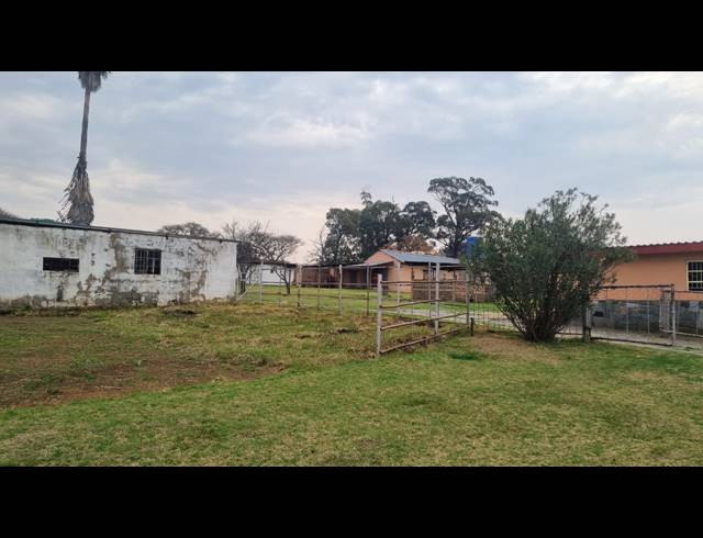 FARM FOR SALE IN NEWCASTLE RURAL